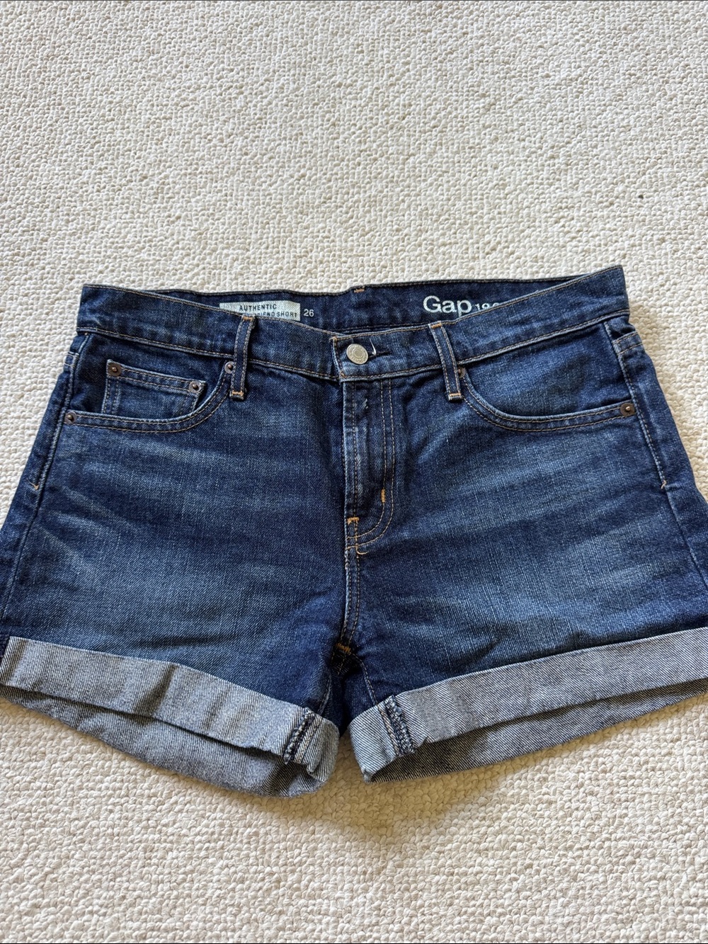 GAP Dark Blue denim shorts size 26
